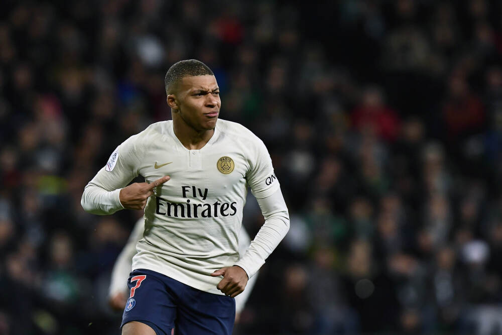 湾区速评丨赛场之外，体育赛事何以“燃”动大湾区？